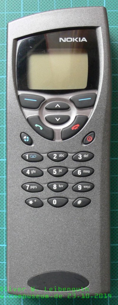 Nokia Communicator 9110 geschlossen